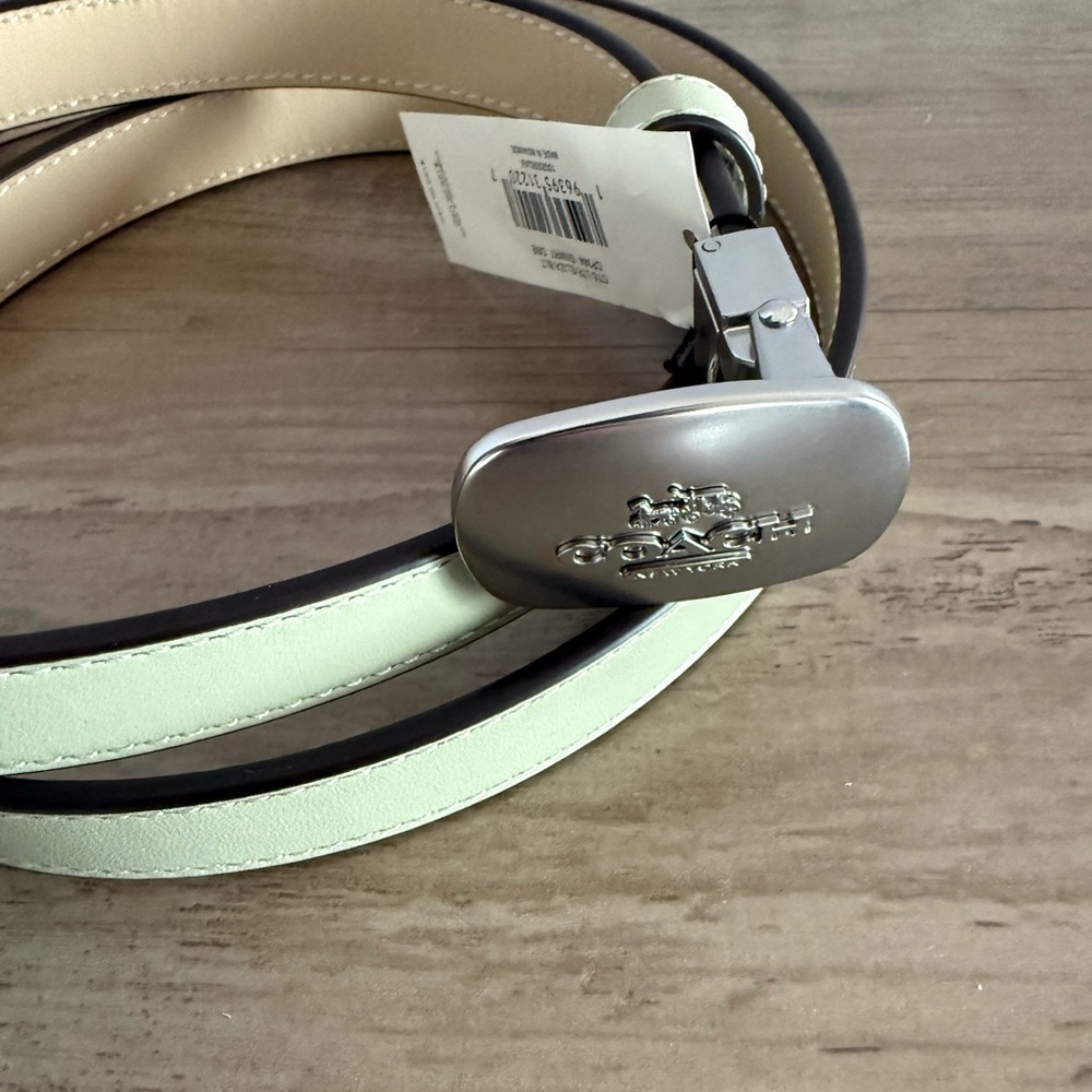 NWT Coach Signature Buckle Cut To Size Reversible Eliza Belt, 18 Mm CP366 - Picture 4 of 5